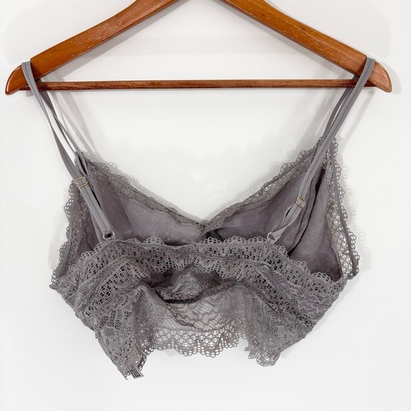 Soma Lace Bralette in light lavender - Picture 2 of 2